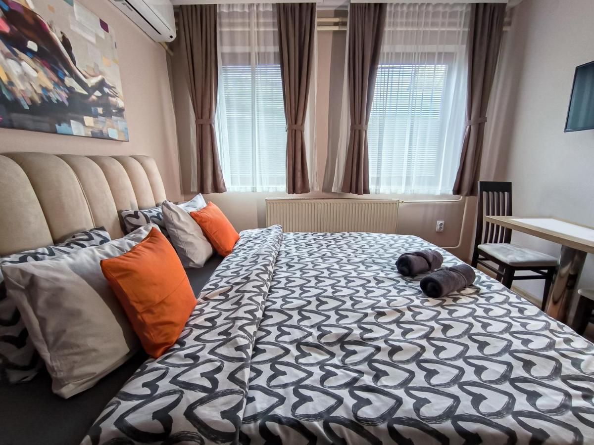 Studio Apartments Maksimovic Ниш Экстерьер фото