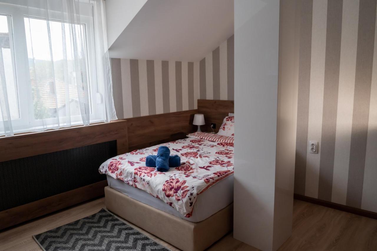 Studio Apartments Maksimovic Ниш Экстерьер фото