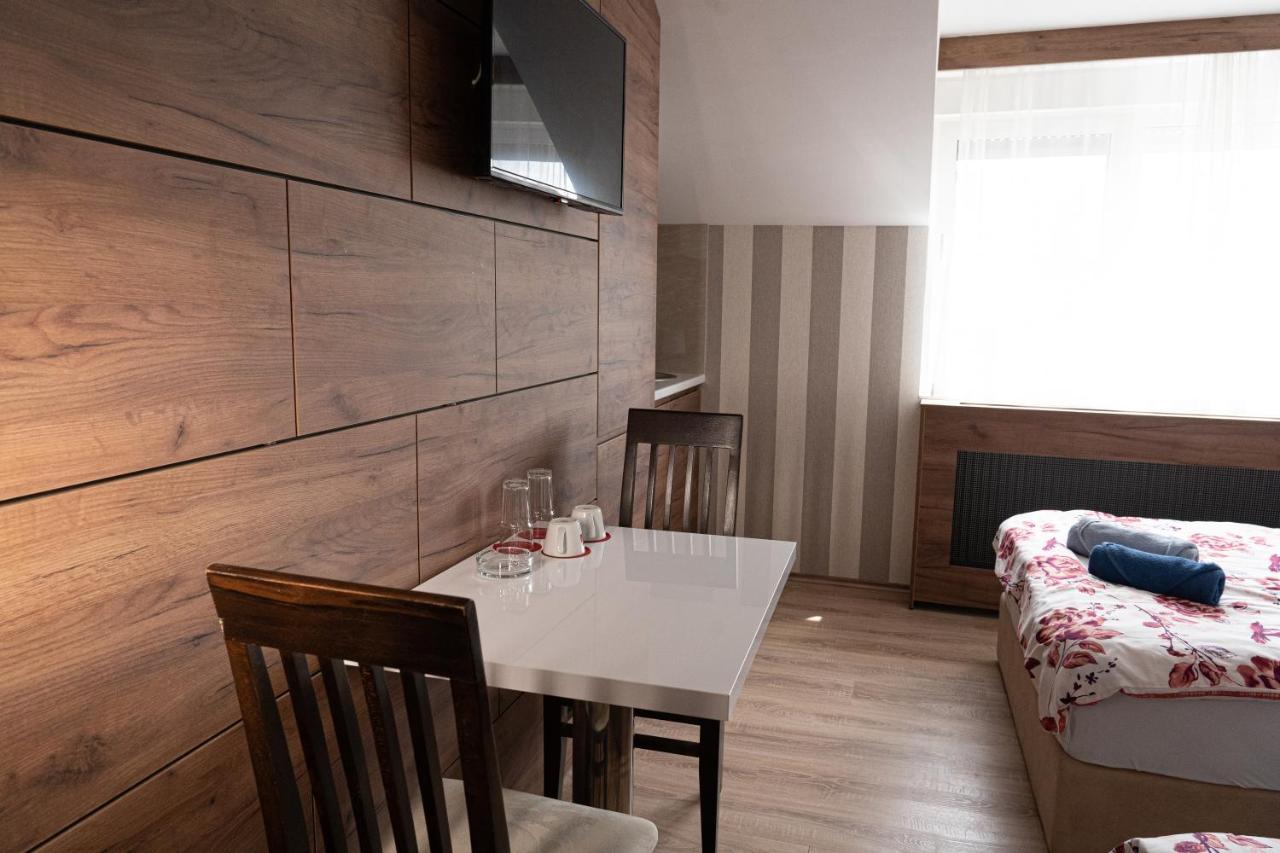 Studio Apartments Maksimovic Ниш Экстерьер фото