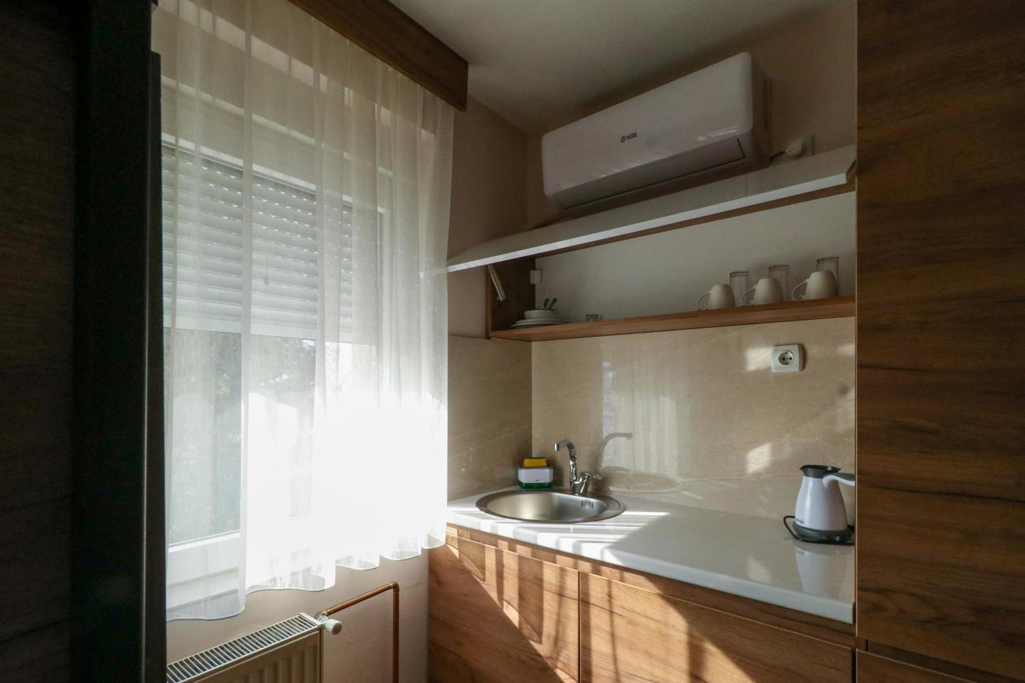 Studio Apartments Maksimovic Ниш Экстерьер фото